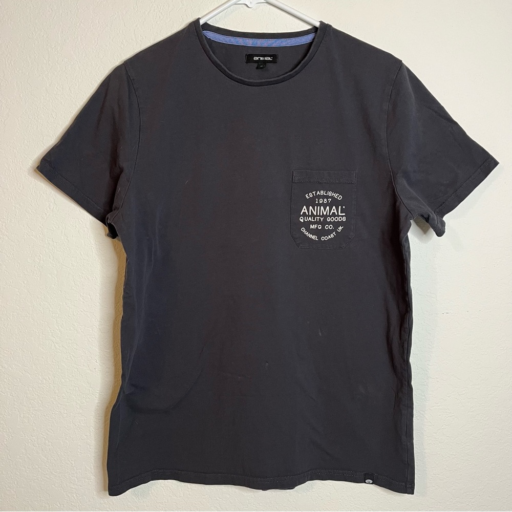 Animal brand men’s medium short sleeve 100% cotton t-shirt in gray.